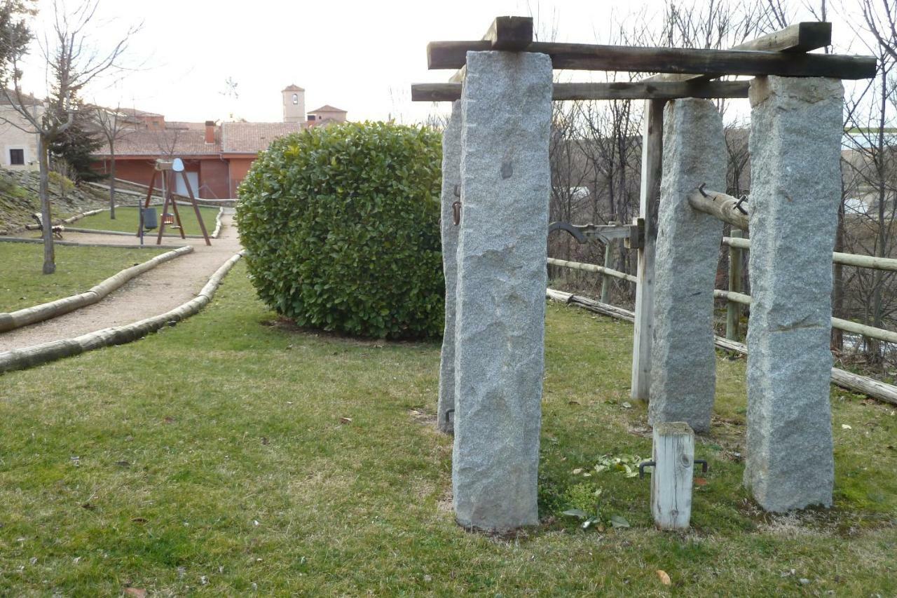 Gasthaus La Casa De Bernuy Bernuy de Porreros Exterior foto