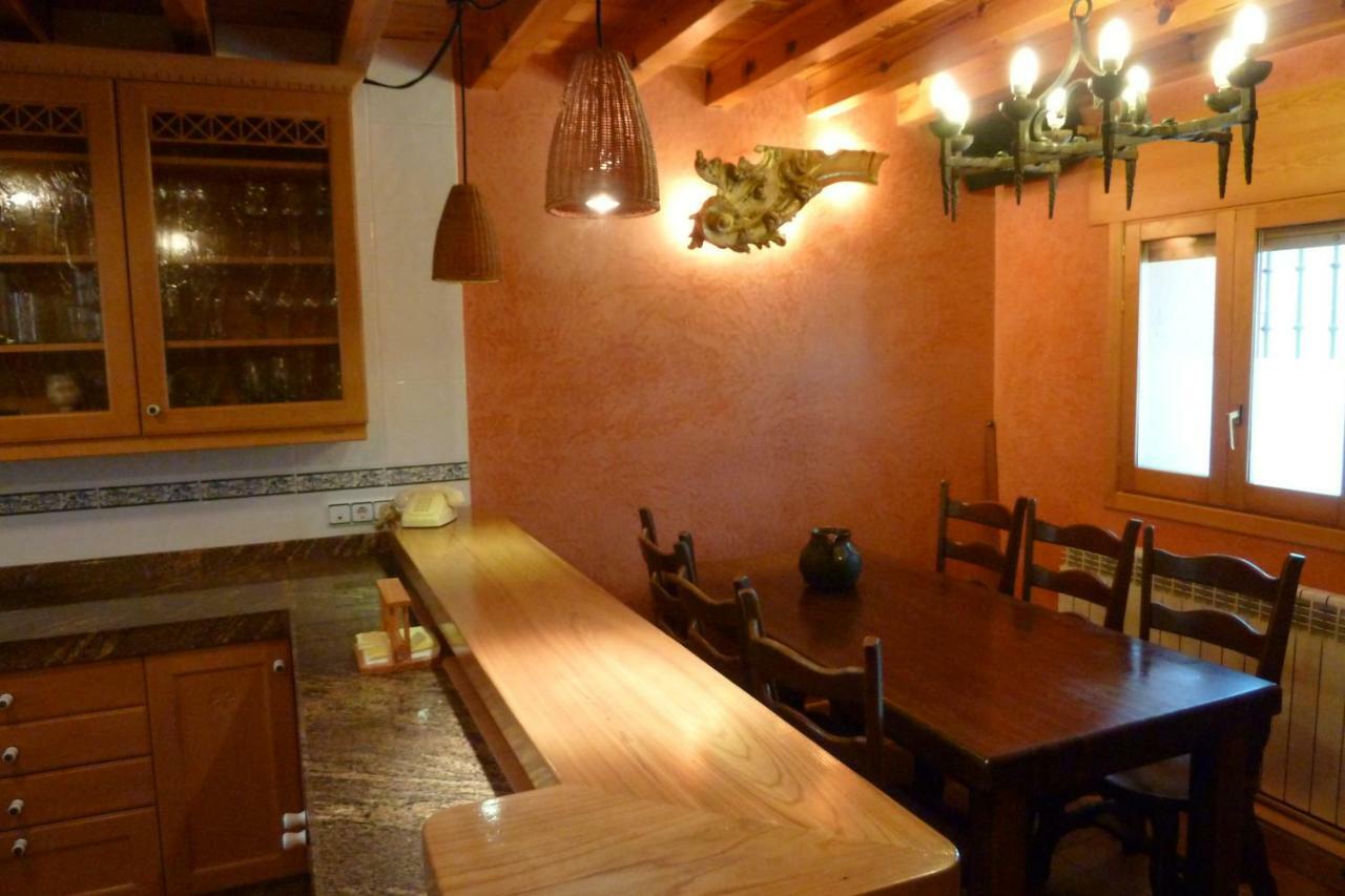 Gasthaus La Casa De Bernuy Bernuy de Porreros Exterior foto
