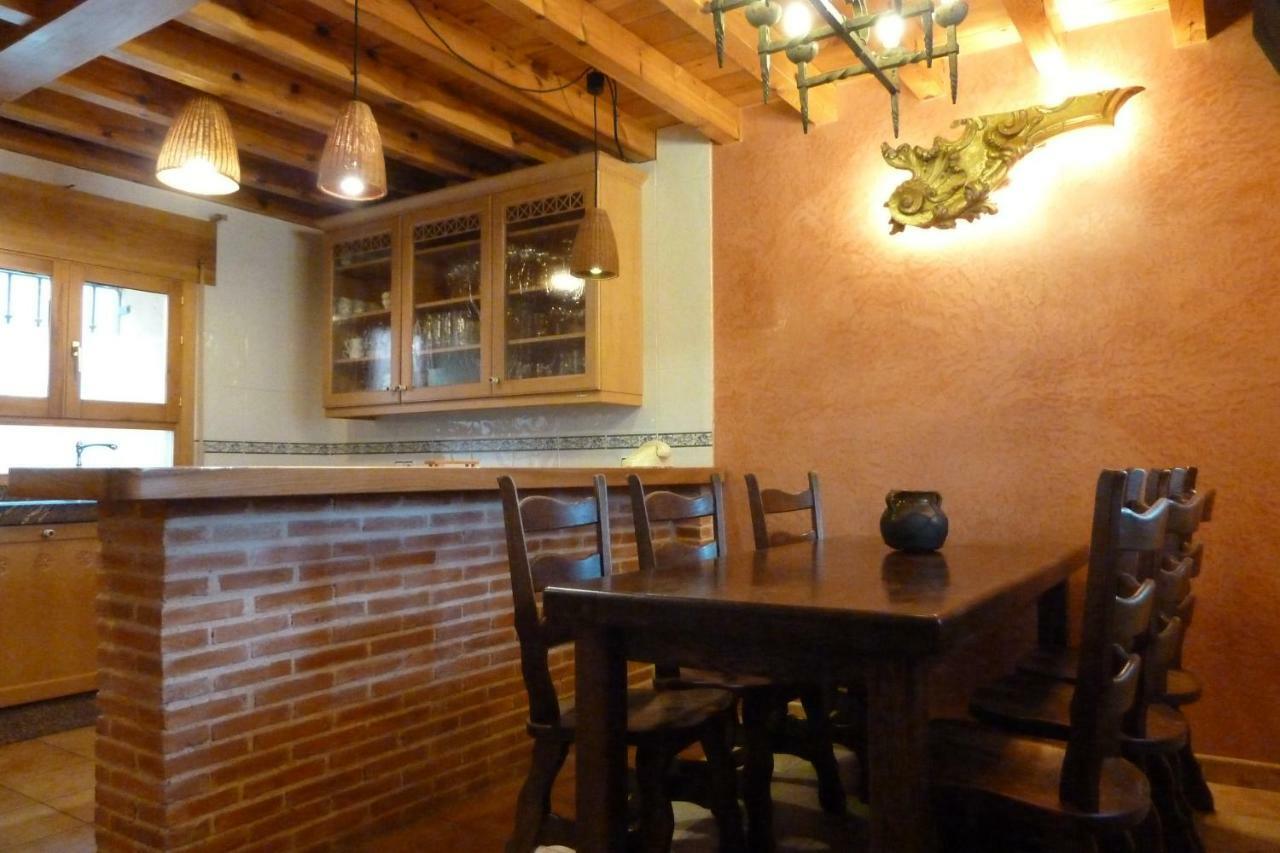 Gasthaus La Casa De Bernuy Bernuy de Porreros Exterior foto